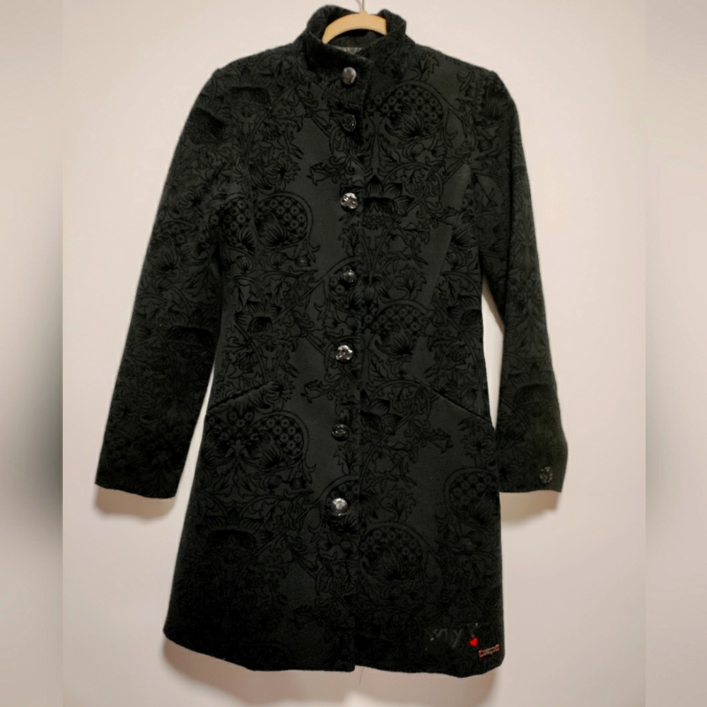 Desigual coat Black EUC Sz 38